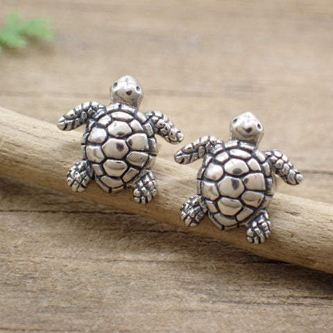 ♻️ Aretes de tortuga de plata de ley reciclada