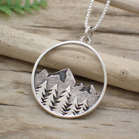 ♻️Collier de chaîne de montagnes et de paysage forestier en argent sterling recyclé