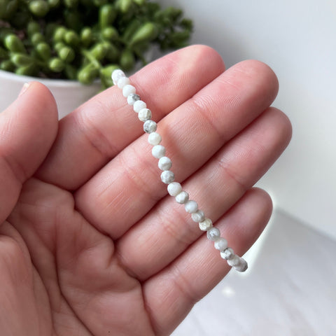 Howlite Faceted Gemstone Bracelet