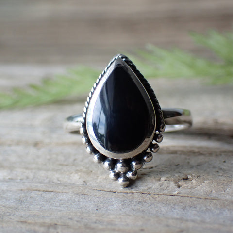 Anillo de plata de ley con ónix negro 