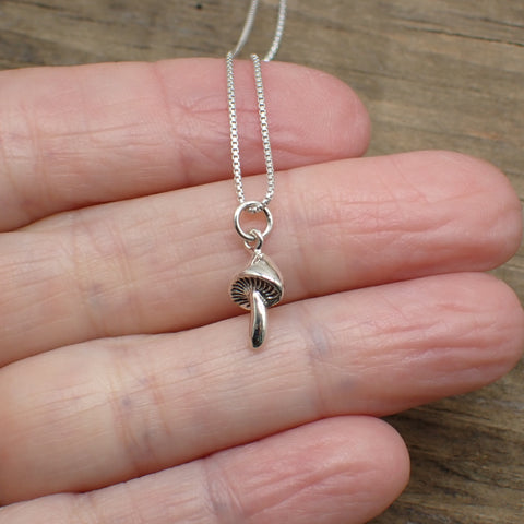 ♻️Collier de champignons simple en argent sterling recyclé