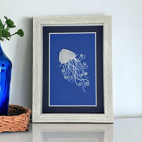 Sea Glass Jelly Fish Swimming Picture Pebble Art