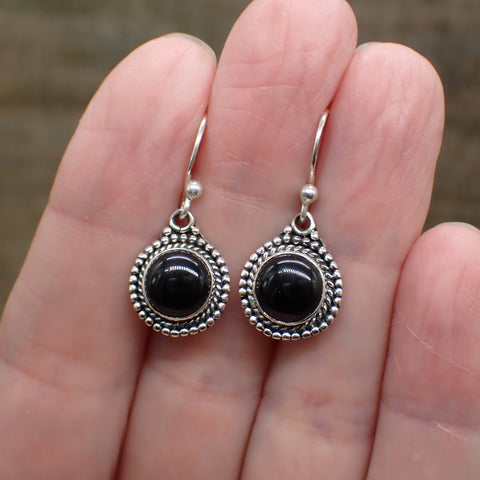 black onyx round dangle earring