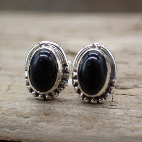 Boucles d'oreilles à tige en argent sterling avec onyx noir 