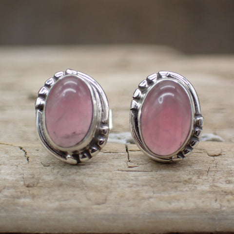 Aretes de plata de ley con cuarzo rosa 