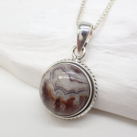 Pendentif en argent sterling avec agate en dentelle folle 