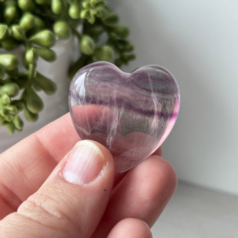 Rainbow Fluorite Mini Heart - Choisissez le vôtre