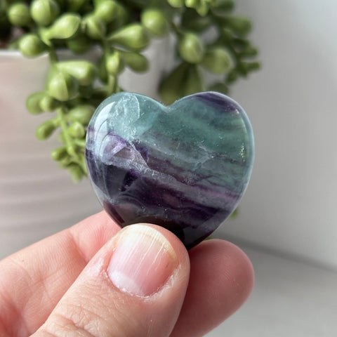 Rainbow Fluorite Mini Heart - Choisissez le vôtre