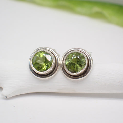 Sterling Silver Faceted Round Peridot Studs