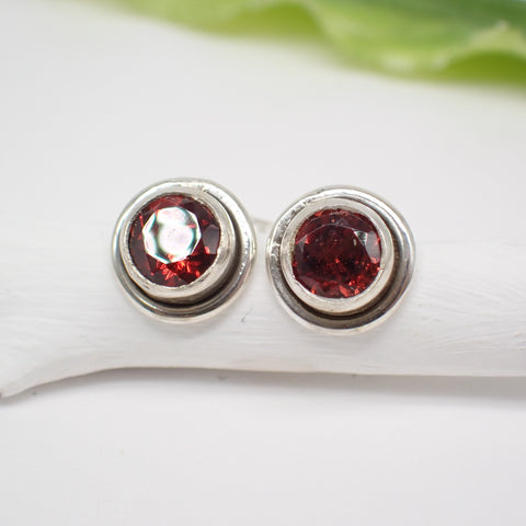 Sterling Silver Faceted Round Garnet Studs