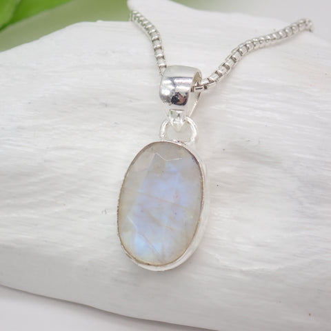 rainbow moonstone oval pendant