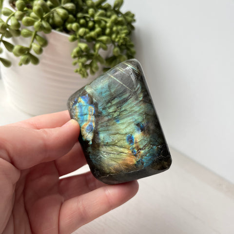 Labradorite Free Form