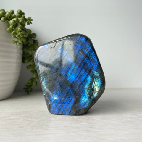 labradorite free form