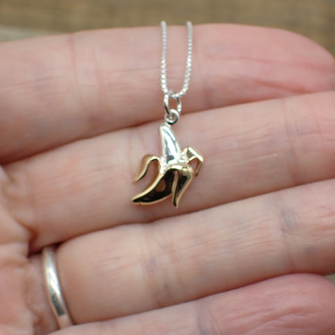 ♻️ Dije de plátano de plata de ley reciclada con collar de cáscara de bronce