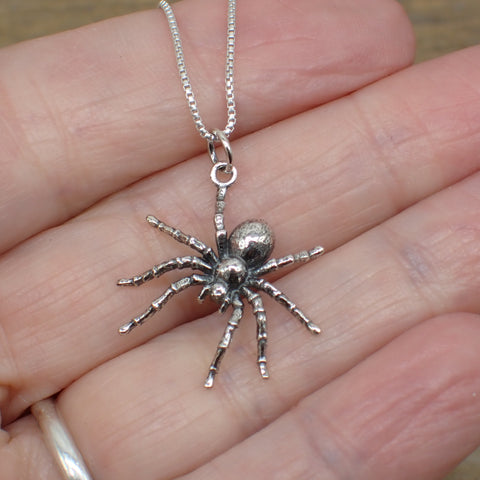 ♻️Collar de araña de plata de ley reciclada
