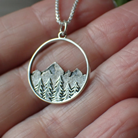 ♻️Collier de chaîne de montagnes et de paysage forestier en argent sterling recyclé