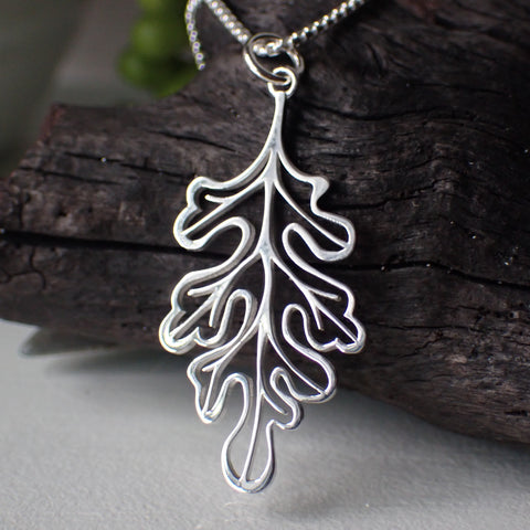 sterling silver oak leaf necklace