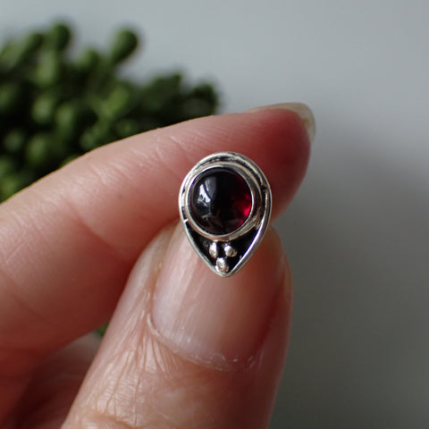 sterling silver garnet stud earring