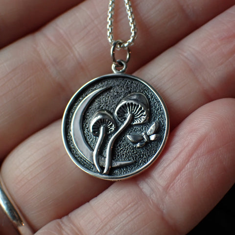 ♻️Collier de champignons au clair de lune en argent sterling recyclé