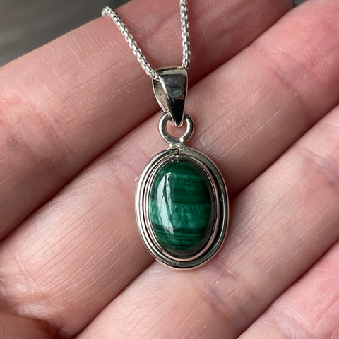 Collier en argent sterling avec malachite