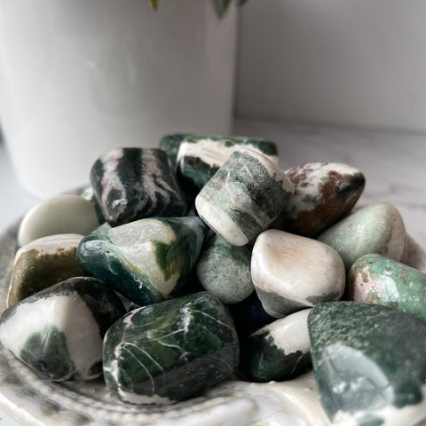 Sardonyx Tumbled Stone - Green