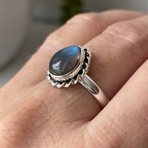 Labradorite Sterling Silver Ring