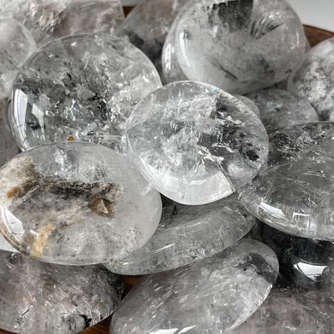 Quartz avec pierre de souci en graphite