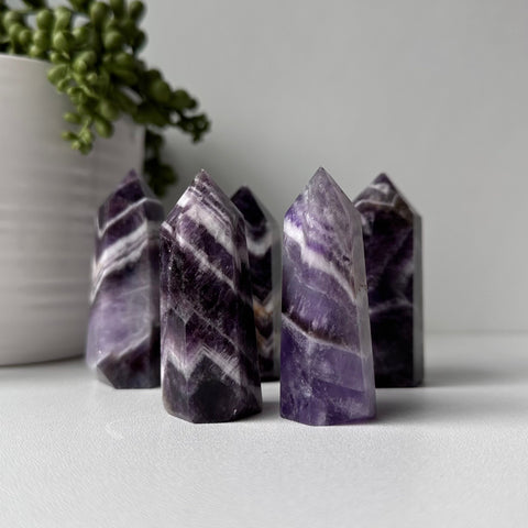 chevron amethyst point