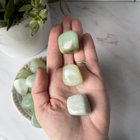 Jade Tumbled Stone