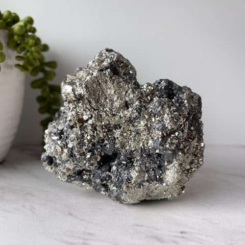 Amas de pyrite et de sphalérite 