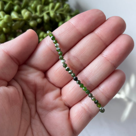 diopside gemstone bracelet